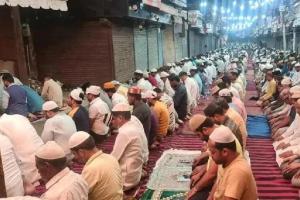 UP High Alert: ज्ञानवापी में पहली बार 2 शिफ्ट में 'अलविदा जुमा' की नमाज, चप्पे-चप्पे पर फोर्स और ड्रोन से निगरानी