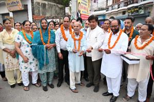 विधायक ज़िम्पा ने वार्ड नंबर 8 में 58 लाख रुपए की लागत से सड़कों के निर्माण कार्य का करवाया शुभारंभ