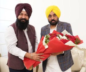 एस.सी. आयोग के चेयरमैन गढ़ी द्वारा मुख्यमंत्री भगवंत सिंह मान से मुलाकात